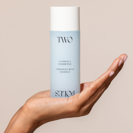 Two Poles Luminous Milk Essence | Perfumeria Júlia